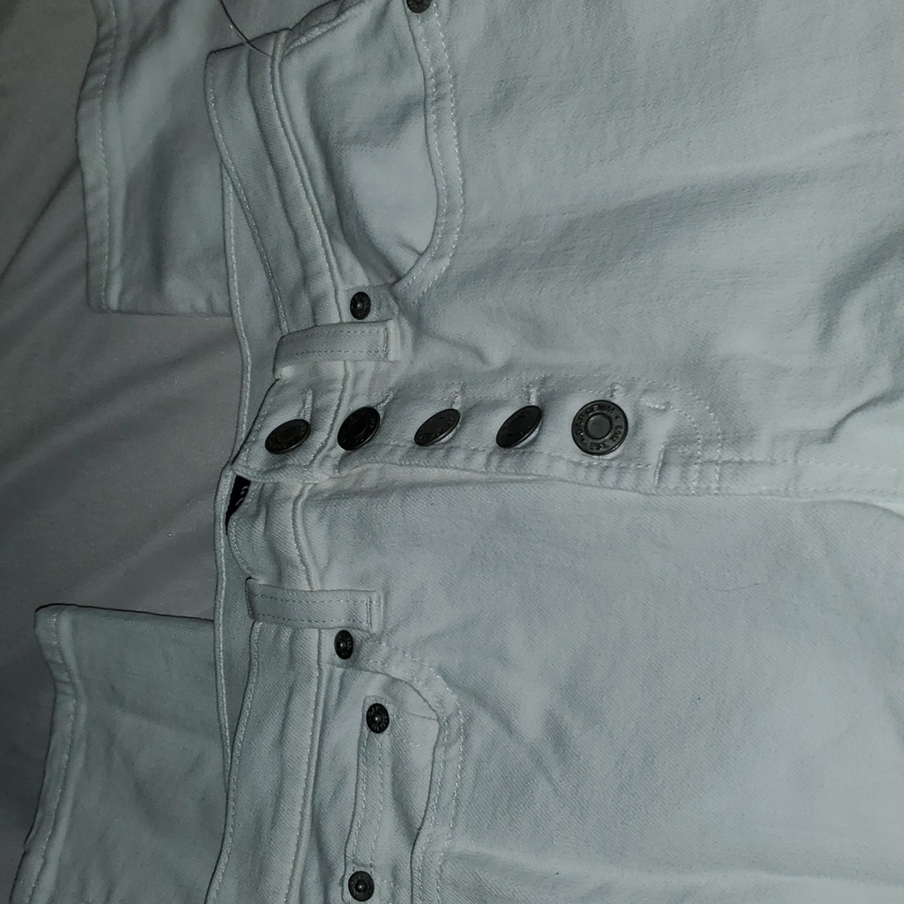 Custom Listing